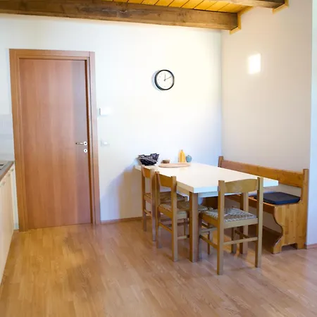 Casa Azzurra - Spacious In The Heart Of Julian Alps 아파트 Cave del Predil