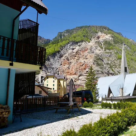 Apartment Casa Azzurra - Spacious In The Heart Of Julian Alps *